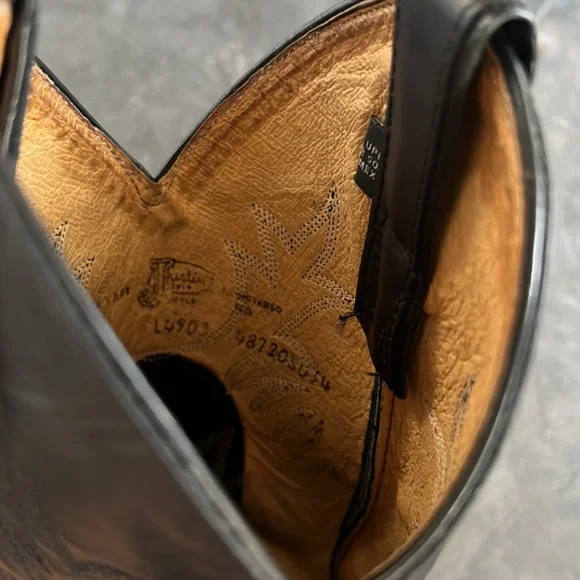 Justin’s Black Leather Boots - Picture 5 of 13